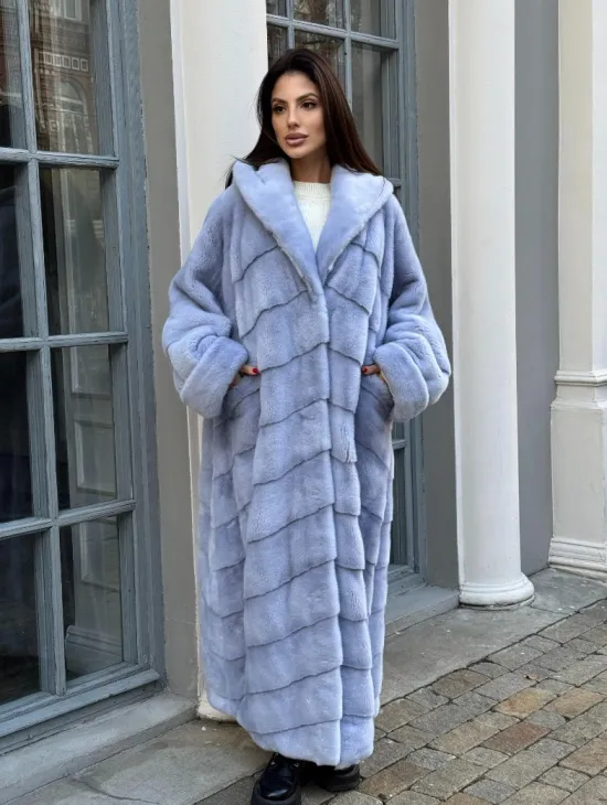 Шуба кимоно LUXURY FASHION из меха голубой норки с капюшоном