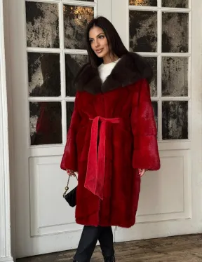 Красное меховое кимоно из аукционной норки с капюшоном куница