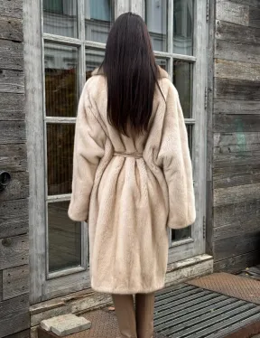 Шуба LUXURY кимоно из норки IVORY с английским воротником из меха куницы