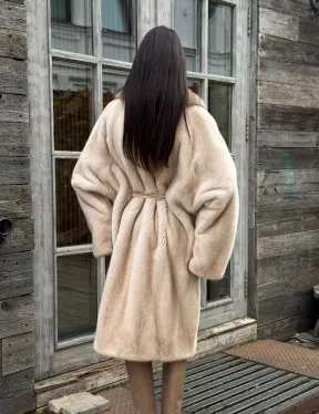 Шуба LUXURY кимоно из норки IVORY с английским воротником из меха куницы