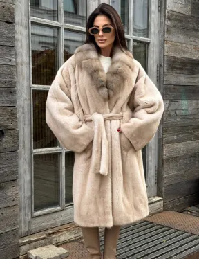 Шуба LUXURY кимоно из норки IVORY с английским воротником из меха куницы