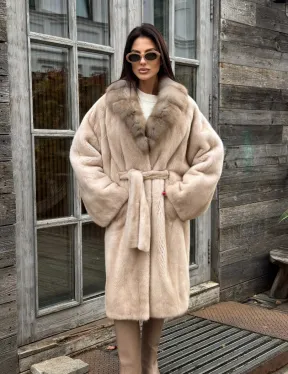 Шуба LUXURY кимоно из норки IVORY с английским воротником из меха куницы