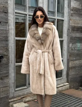 Шуба LUXURY кимоно из норки IVORY с английским воротником из меха куницы