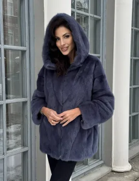 Меховая курточка - бомбер из аукционной норки с капюшоном