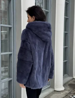 Меховая курточка - бомбер из аукционной норки с капюшоном