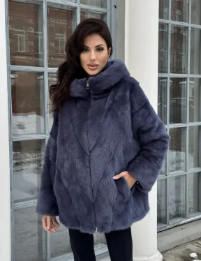 Меховая курточка - бомбер из аукционной норки с капюшоном