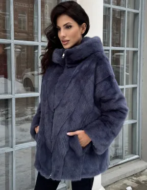 Меховая курточка - бомбер из аукционной норки с капюшоном