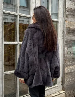 Шуба Летучая мышь из норки Graphite с английским воротником из меха куницы