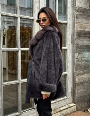 Шуба Летучая мышь из норки Graphite с английским воротником из меха куницы