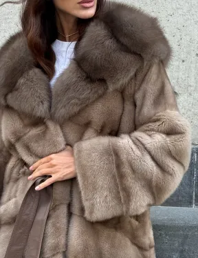 Женское зимнее норковое пончо с капюшоном куница - цвет пастель