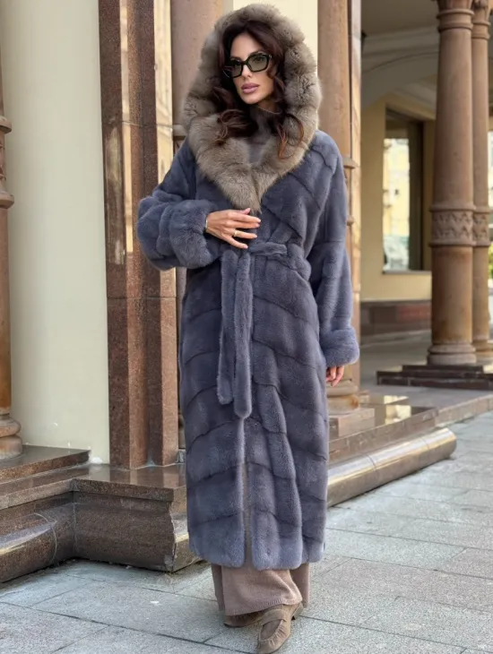 Удлиненная женская норковая шуба паркет с капюшоном из меха куница