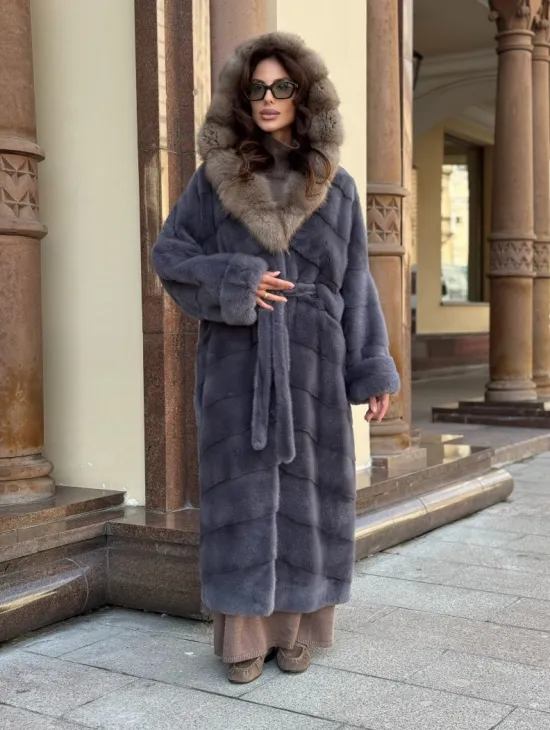Удлиненная женская норковая шуба паркет с капюшоном из меха куница