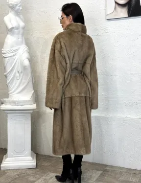 Элегантная норковая шуба кимоно с V-образным воротником в цвете Pastel