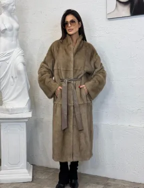 Элегантная норковая шуба кимоно с V-образным воротником в цвете Pastel