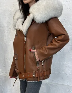 Дубленка - куртка женская из натуральной овчины с капюшоном из меха финского песца