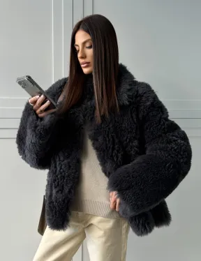 Короткая шуба - дубленка из натуральной овчины,  воротник апаш