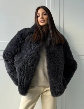 Короткая шуба - дубленка из натуральной овчины,  воротник апаш