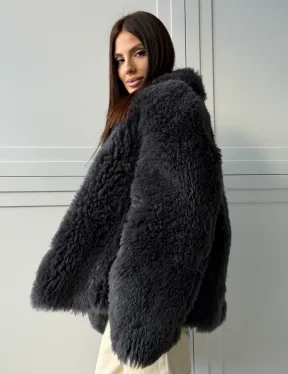 Короткая шуба - дубленка из натуральной овчины,  воротник апаш