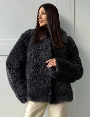 Короткая шуба - дубленка из натуральной овчины,  воротник апаш