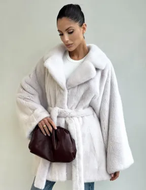 Premium шуба Летучая мышь из меха норки SAGA FURS с потайным меховым поясом