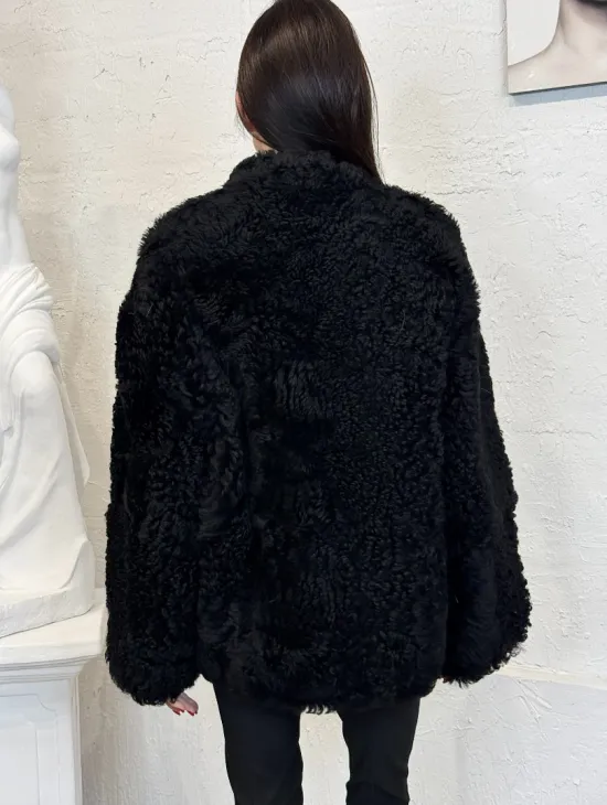 Черный двухсторонний полушубок из натурального меха овчины