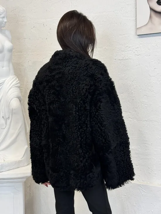Черный двухсторонний полушубок из натурального меха овчины