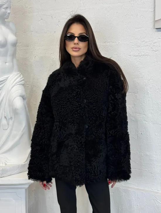 Черный двухсторонний полушубок из натурального меха овчины