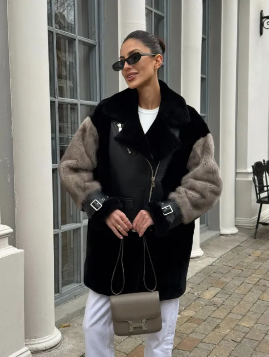 Удлиненная дубленка из натурального мериноса с отделкой из меха норки