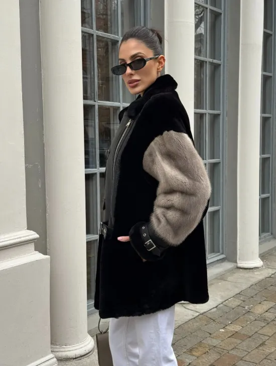 Удлиненная дубленка из натурального мериноса с отделкой из меха норки