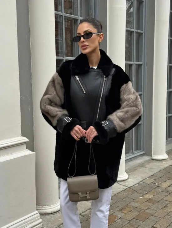 Удлиненная дубленка из натурального мериноса с отделкой из меха норки