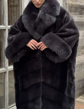 Женская норковая шуба в стиле «Бохо» с отделкой на воротнике и рукавах из меха песца
