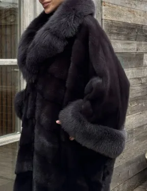 Женская норковая шуба в стиле «Бохо» с отделкой на воротнике и рукавах из меха песца