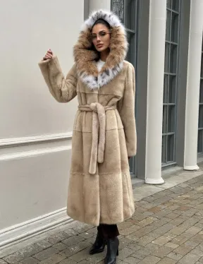 Классическая шуба из меха норки Champagne с капюшоном из рыси