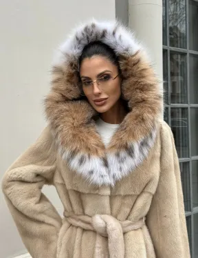 Классическая шуба из меха норки Champagne с капюшоном из рыси