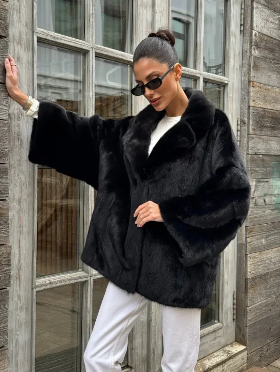 Женский норковый полушубок оверсайз в цвете Black, английский воротник