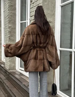 Premium мех, шуба летучая мышь из аукционной норки в натуральном цвете пастель