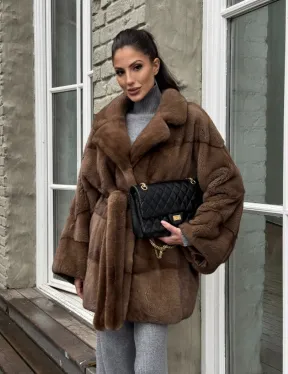 Premium мех, шуба летучая мышь из аукционной норки в натуральном цвете пастель