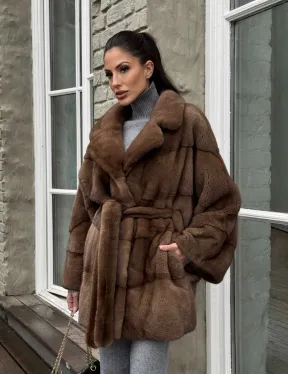 Premium мех, шуба летучая мышь из аукционной норки в натуральном цвете пастель