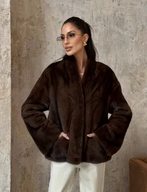 Полушубок женский из меха аукционной норки Браун Вельвет