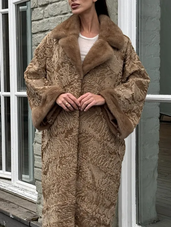 Женская шуба из меха каракуля GOLD кимоно паркет английский воротник
