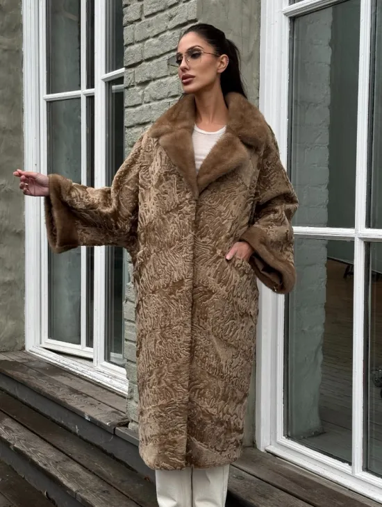 Женская шуба из меха каракуля GOLD кимоно паркет английский воротник