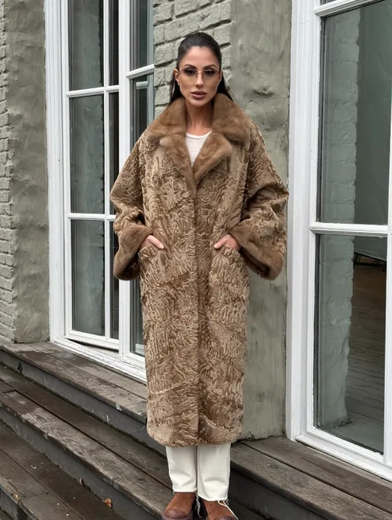 Женская шуба из меха каракуля GOLD кимоно паркет английский воротник