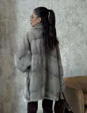 Меховое полупальто из аукционной серо-голубой норки с английским воротником