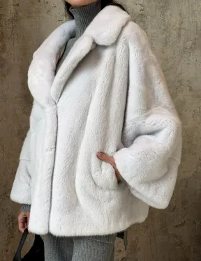 Шуба автоледи из импортной плюшевой норки White с английским воротником