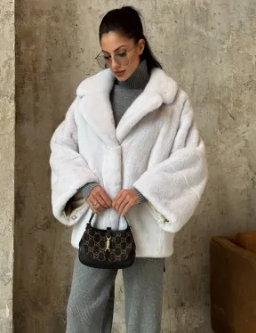 Шуба автоледи из импортной плюшевой норки White с английским воротником