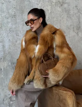 Короткая шуба из натуральной рыжей лисы