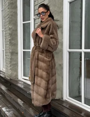 Шуба - кимоно из меха норки Saga Furs в натуральном цвете пастель