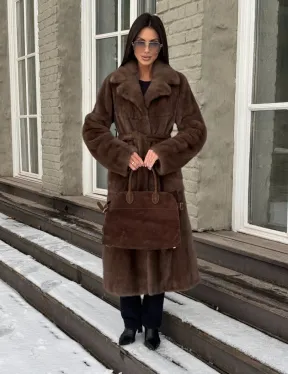 Классическая женская норковая шуба в цвете соболь с поясом и накладными карманами