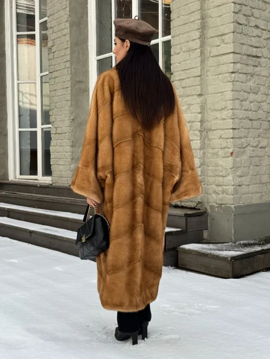 Женское меховое пальто оверсайз, стиль - Бохо из скандинавской норки GOLD