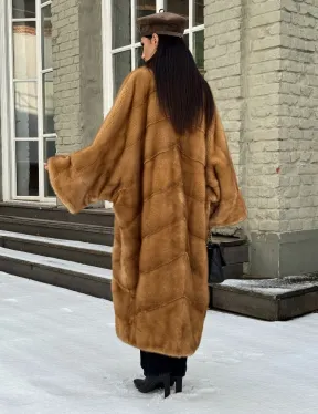 Женское меховое пальто оверсайз, стиль - Бохо из скандинавской норки GOLD